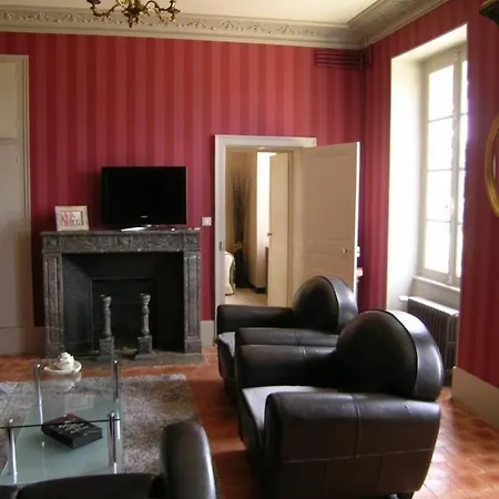 Maison De Maitre Renovee Avec Piscine Et Spa A Cerilly - Fr-1-489-399 * Cérilly